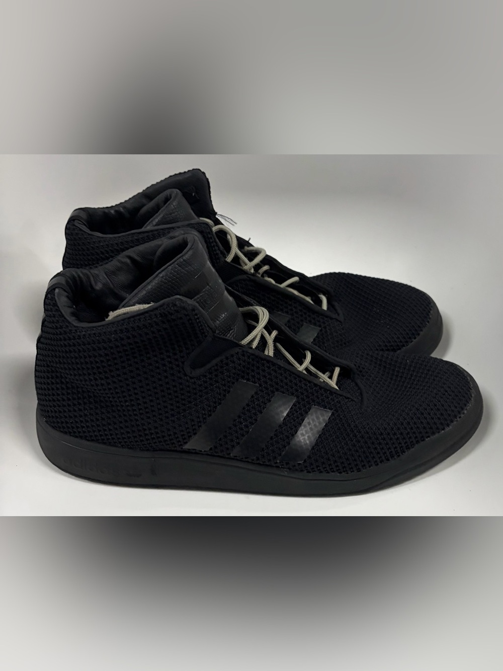 Adidas Veritas Mid Blackout Size 13 Mens All Black Originals